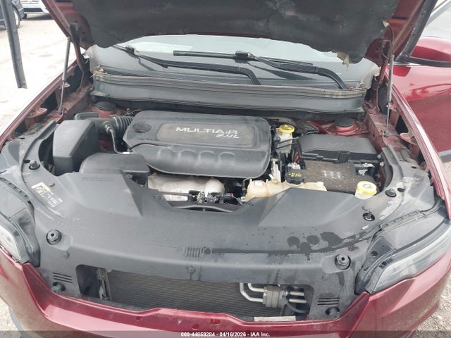 1C4PJLLB8KD204549 Jeep Cherokee Latitude Plus Fwd