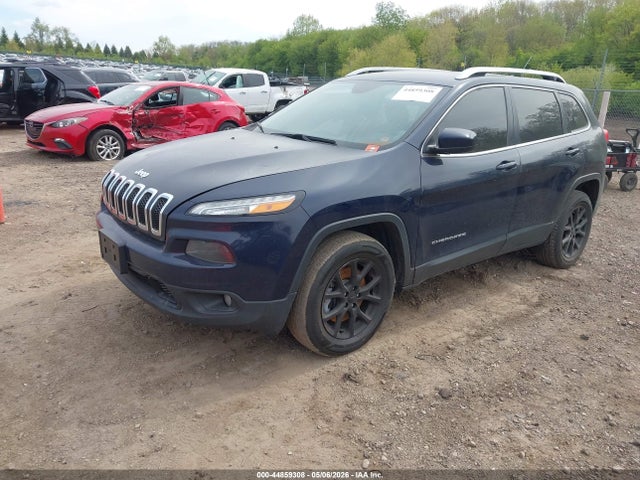 44859308 :رقم المزاد ، 1C4PJMCS1GW240987 vin ، 2016 Jeep Cherokee Latitude مزاد بيع