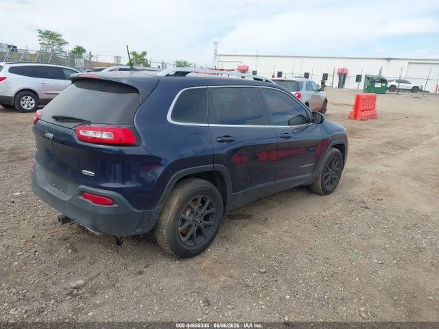 44859308 :رقم المزاد ، 1C4PJMCS1GW240987 vin ، 2016 Jeep Cherokee Latitude مزاد بيع