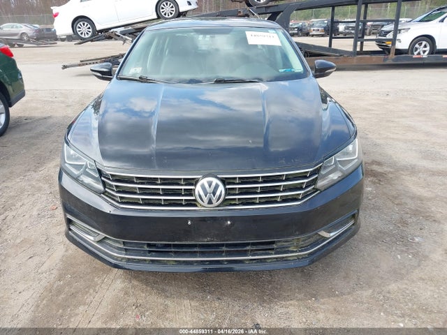 1VWBT7A32GC032746 Volkswagen Passat 1.8t Se