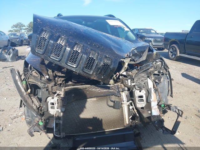Продажа на аукционе авто 2017 Jeep Cherokee High Altitude Fwd, vin: 1C4PJLDS2HW603808, номер лота: 44859320