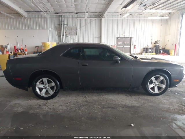 Продажа на аукционе авто 2014 Dodge Challenger Sxt, vin: 2C3CDYAG3EH289605, номер лота: 44859336