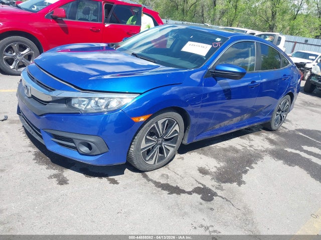 Aukcja sprzedaży 2018 Honda Civic Ex-t, vin: JHMFC1F37JX018155, numer aukcji: 44859382