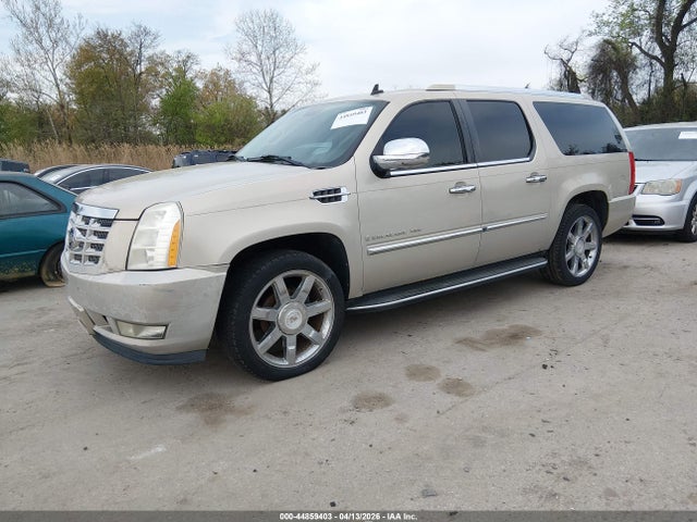 Продаж на аукціоні авто 2008 Cadillac Escalade Esv Standard, vin: 1GYFK66828R147619, номер лоту: 44859403