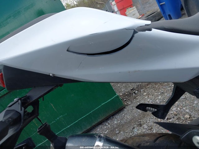 Kawasaki EX400 2023 JKAEXKG14PDAL9265 Image 17