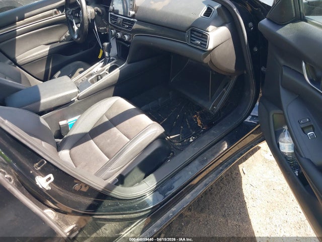 44859440 :رقم المزاد ، 1HGCV1F36KA072390 vin ، 2019 Honda Accord Sport مزاد بيع