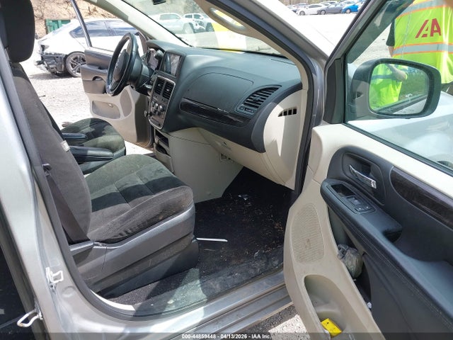 44859448 :رقم المزاد ، 2C4RDGBG2FR642135 vin ، 2015 Dodge Grand Caravan Se مزاد بيع