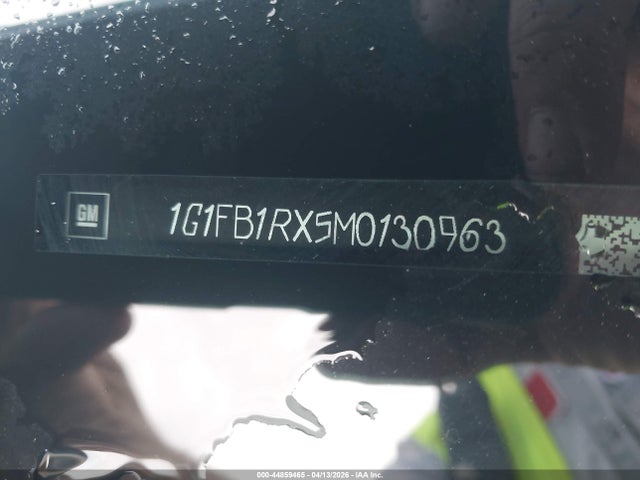 2021 CHEVROLET CAMARO 1G1FB1RX5M0130963 Photo 8