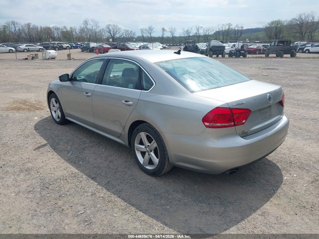 Продаж на аукціоні авто 2014 Volkswagen Passat 1.8t Se, vin: 1VWBT7A37EC097508, номер лоту: 44859476