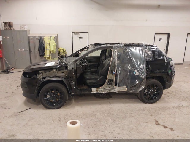 44859477 :رقم المزاد ، 3C4NJDBB6NT190664 vin ، 2022 Jeep Compass Altitude 4x4 مزاد بيع