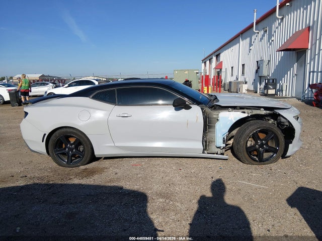 Chevrolet Camaro 1lt 2017 1G1FB1RX9H0102282 Image 13