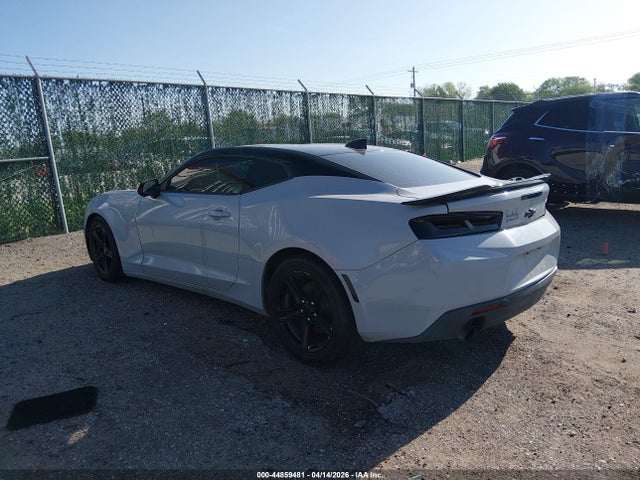 Chevrolet Camaro 1lt 2017 1G1FB1RX9H0102282 Image 3