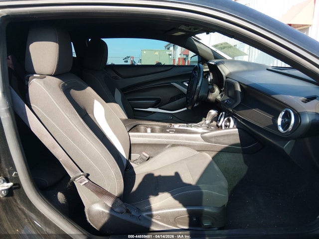 Chevrolet Camaro 1lt 2017 1G1FB1RX9H0102282 Image 5