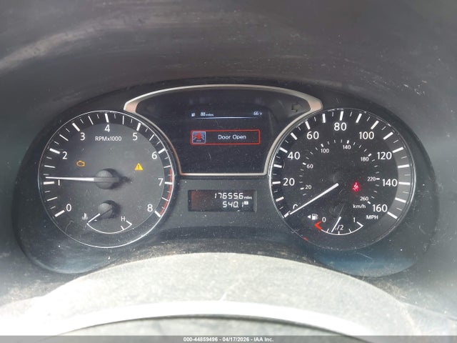 44859496 :رقم المزاد ، 5N1AR2MN7EC655706 vin ، 2014 Nissan Pathfinder S مزاد بيع