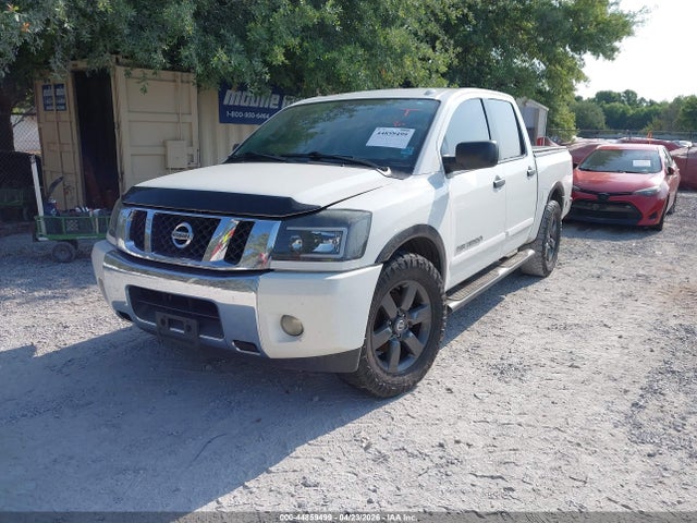 Aukcja sprzedaży 2015 Nissan Titan Sv, vin: 1N6BA0ED4FN504092, numer aukcji: 44859499