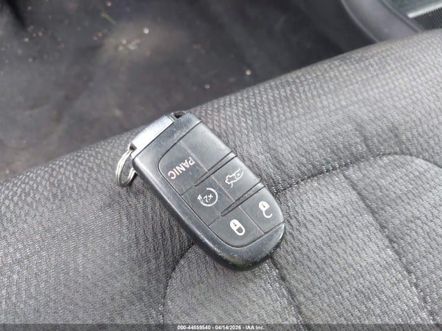 2015 Chrysler 200 S მანქანა იყიდება აუქციონზე, vin: 1C3CCCBBXFN759971, აუქციონის ნომერი: 44859540
