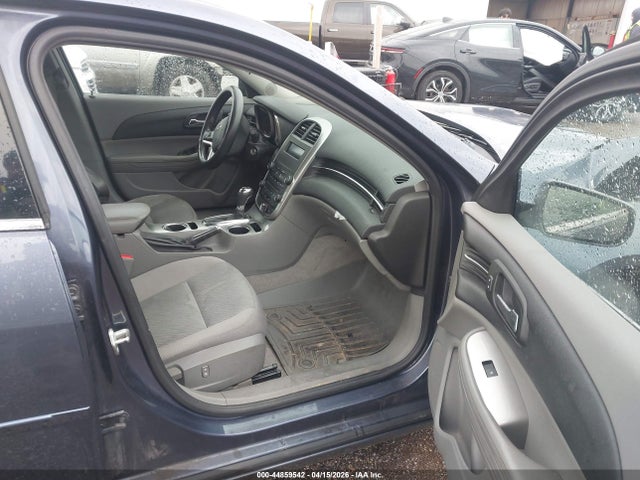 2015 CHEVROLET MALIBU 1G11B5SL2FF204428 Photo 4