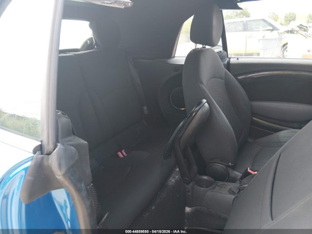 2011 MINI COOPER S WMWZP3C56BTX84405 Photo 7