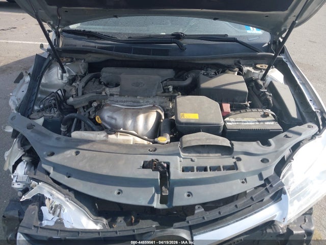 44859561 :رقم المزاد ، 4T1BF1FKXFU902755 vin ، 2015 Toyota Camry Se مزاد بيع