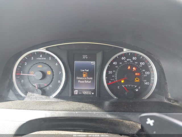 44859561 :رقم المزاد ، 4T1BF1FKXFU902755 vin ، 2015 Toyota Camry Se مزاد بيع