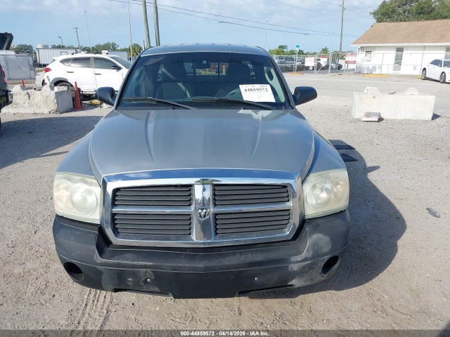 44859572 :رقم المزاد ، 1D7HW42N55S199565 vin ، 2005 Dodge Dakota Slt مزاد بيع