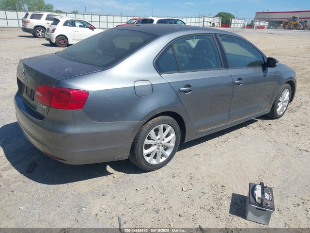 44859583 :رقم المزاد ، 3VWDX7AJ1BM342065 vin ، 2011 Volkswagen Jetta 2.5l Se مزاد بيع