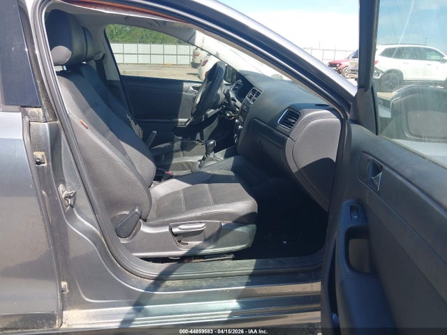 44859583 :رقم المزاد ، 3VWDX7AJ1BM342065 vin ، 2011 Volkswagen Jetta 2.5l Se مزاد بيع