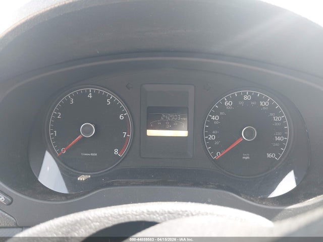 44859583 :رقم المزاد ، 3VWDX7AJ1BM342065 vin ، 2011 Volkswagen Jetta 2.5l Se مزاد بيع
