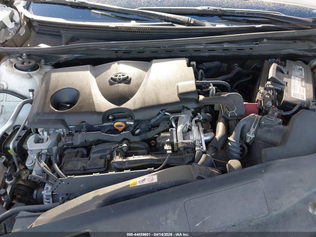 4T1B11HK8KU733289 Toyota CAMRY SE