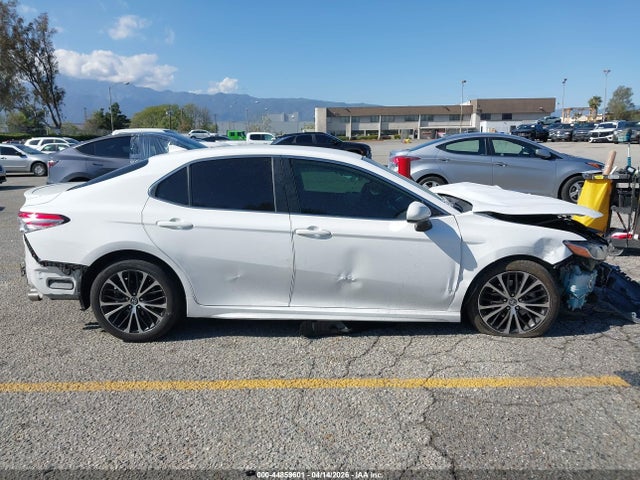 4T1B11HK8KU733289 Toyota CAMRY SE