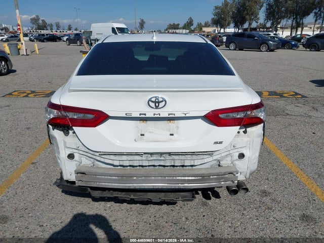 4T1B11HK8KU733289 Toyota CAMRY SE