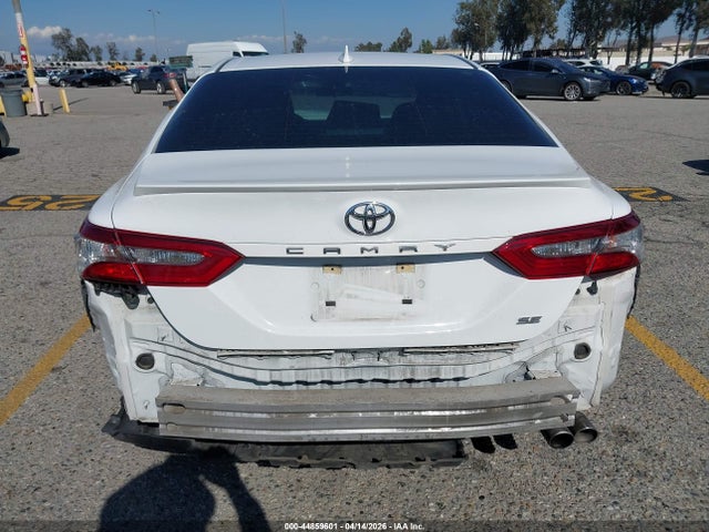 4T1B11HK8KU733289 Toyota CAMRY SE