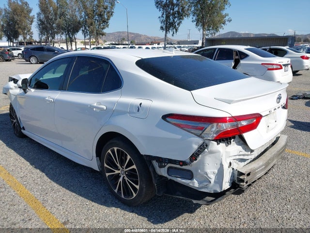 4T1B11HK8KU733289 Toyota CAMRY SE
