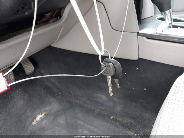 44859633 :رقم المزاد ، 4T4BF1FK6CR270466 vin ، 2012 Toyota Camry Le مزاد بيع