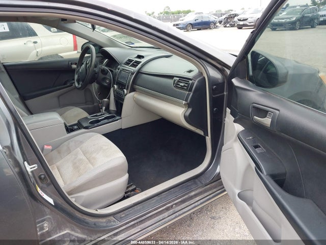 44859633 :رقم المزاد ، 4T4BF1FK6CR270466 vin ، 2012 Toyota Camry Le مزاد بيع