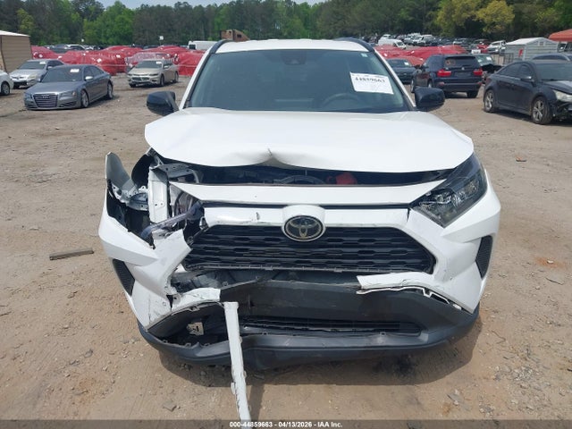 2T3H1RFV6LC071213 Toyota RAV4 LE