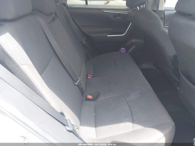2T3H1RFV6LC071213 Toyota RAV4 LE