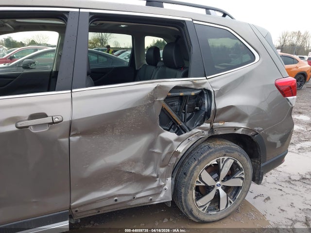 2021 Subaru Forester Touring მანქანა იყიდება აუქციონზე, vin: JF2SKAXC0MH548243, აუქციონის ნომერი: 44859735