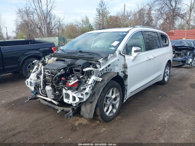 44859745 :رقم المزاد ، 2C4RC1GG3KR721879 vin ، 2019 Chrysler Pacifica Limited مزاد بيع