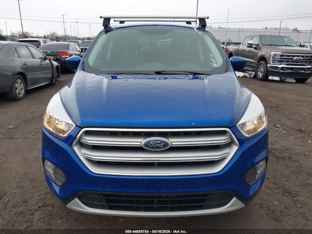 2017 Ford Escape Se მანქანა იყიდება აუქციონზე, vin: 1FMCU9GD0HUC77908, აუქციონის ნომერი: 44859754