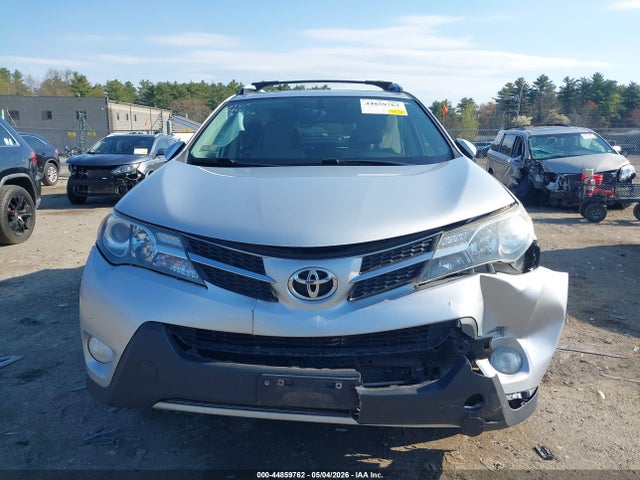 JTMRFREV4ED082281 Toyota Rav4 Xle