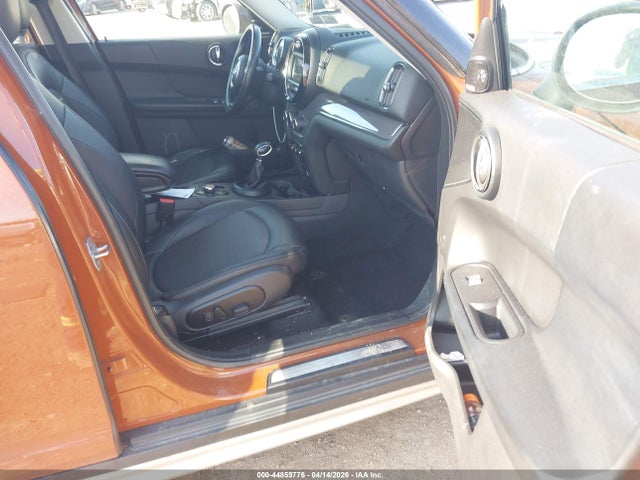44859776 :رقم المزاد ، WMZYS7C3XJ3E09279 vin ، 2018 Mini Countryman Cooper مزاد بيع