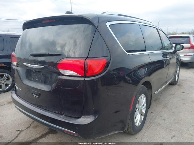 Aukcja sprzedaży 2018 Chrysler Pacifica Touring L, vin: 2C4RC1BG0JR235780, numer aukcji: 44859791