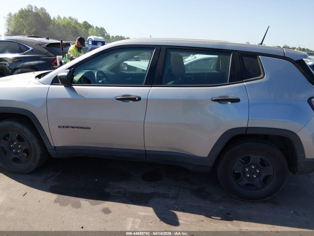 Auction sale of the 2018 Jeep Compass Sport Fwd, vin: 3C4NJCAB5JT330225, lot number: 44859793