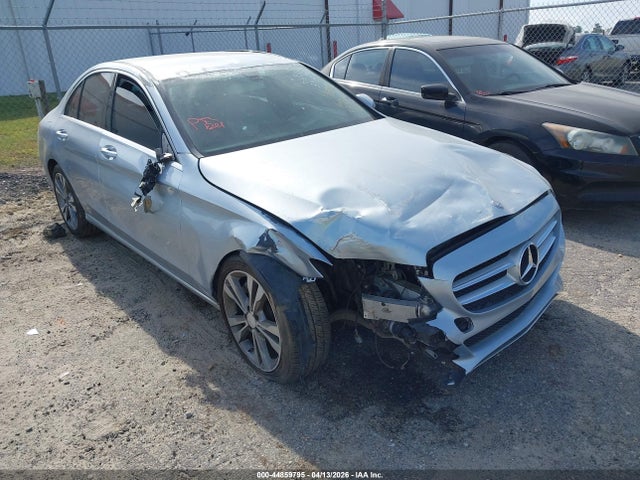2015 MERCEDES-BENZ C 300 55SWF4KB8FU023937