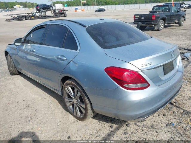 2015 MERCEDES-BENZ C 300 55SWF4KB8FU023937 Photo 2