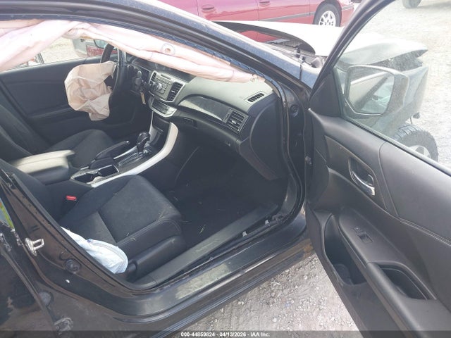 Auction sale of the 2015 Honda Accord Sport, vin: 1HGCR2F51FA198576, lot number: 44859824