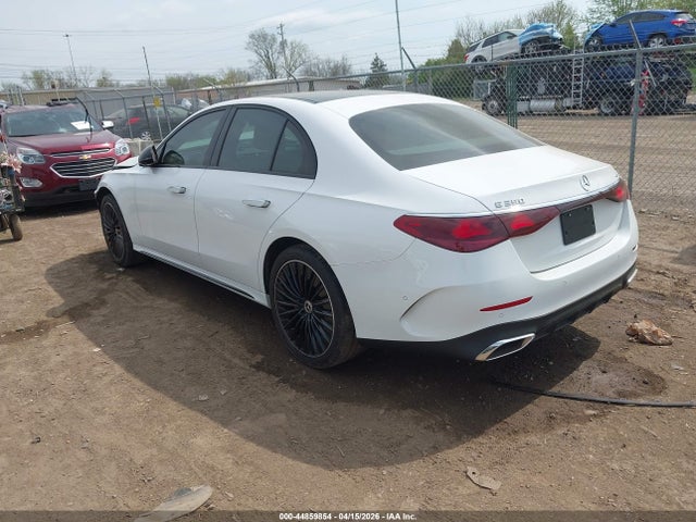 44859854 :رقم المزاد ، W1KLF4HB4RA010116 vin ، 2024 Mercedes-benz E 350 مزاد بيع