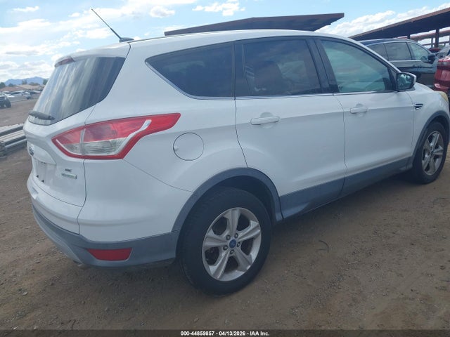 1FMCU0GX4EUB47292 Ford ESCAPE SE