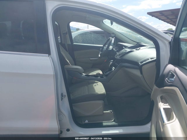 1FMCU0GX4EUB47292 Ford ESCAPE SE